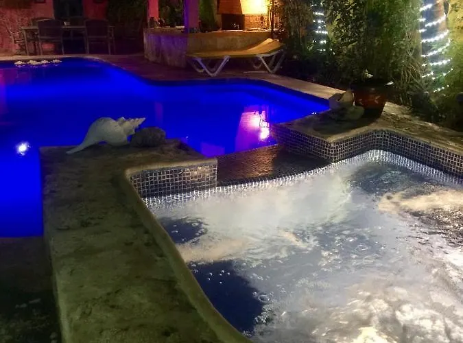 Hacienda Boutique B&b&spa Solo Adultos 4*